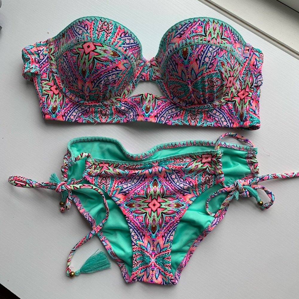 Strapless Patterned Bikini - image 1